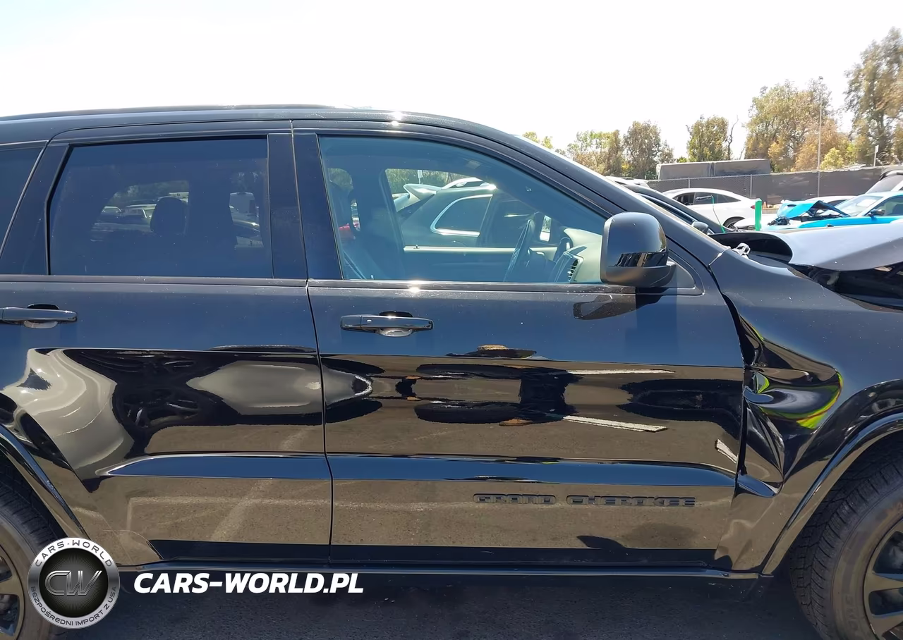 2017 Jeep Grand Cherokee Altitude VIN:1C4RJFAG6HC886385 - 13