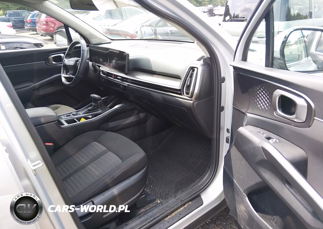 2026 Kia Sorento Lx VIN:5XYRG4JC8TG430912 - 5