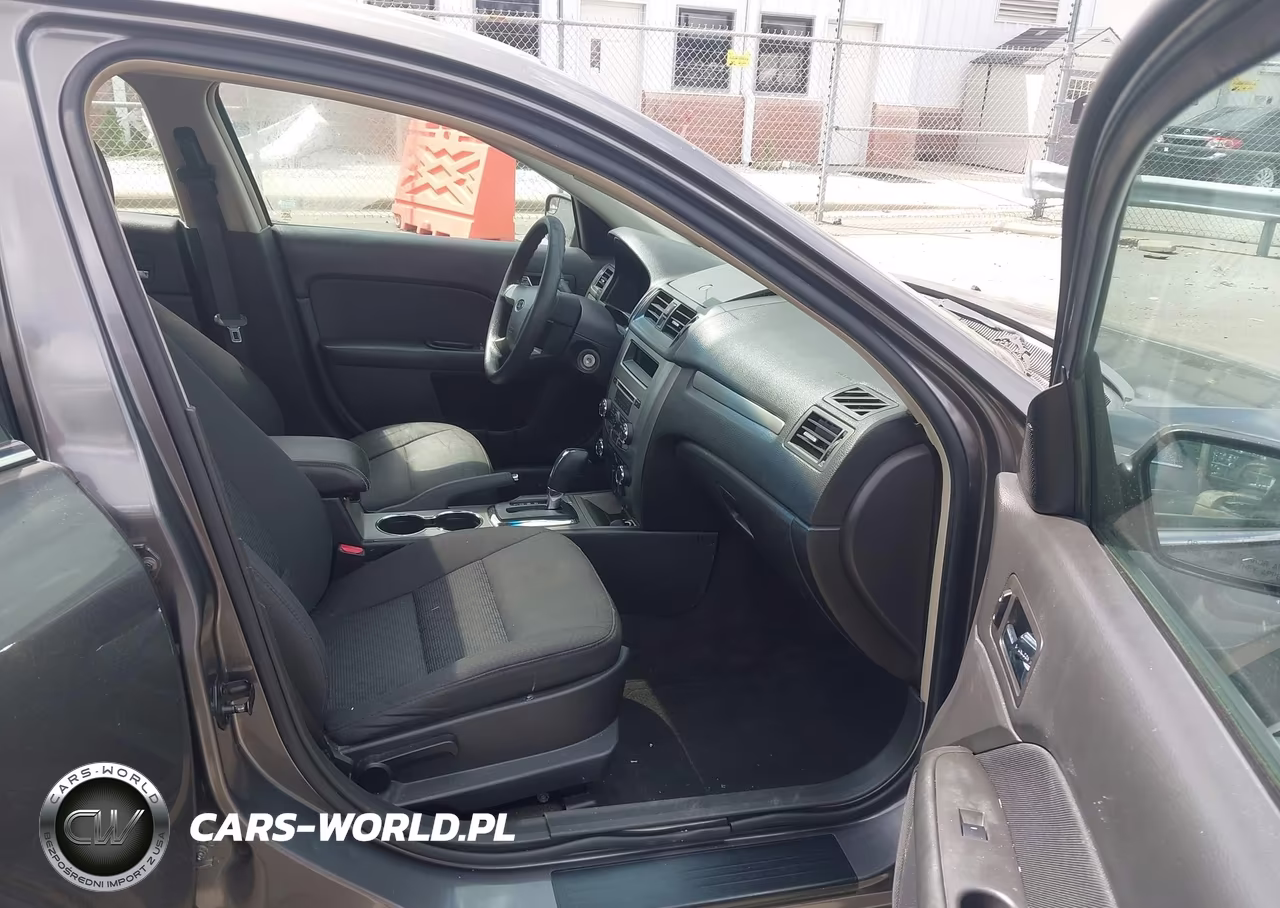 2011 Ford Fusion Se VIN:3FAHP0HA8BR318467 - 5
