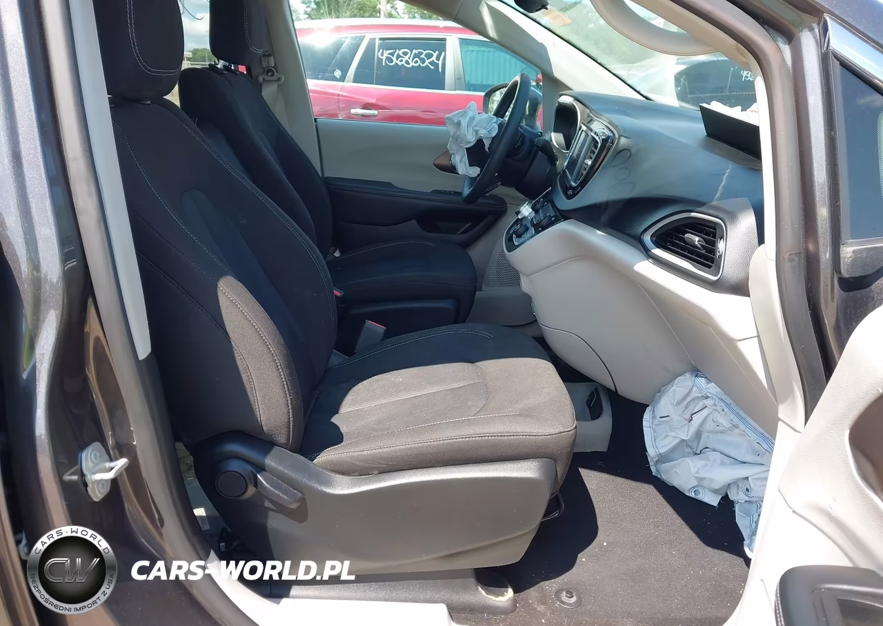 2023 Chrysler Voyager Lx VIN:2C4RC1CG4PR607175 - 5