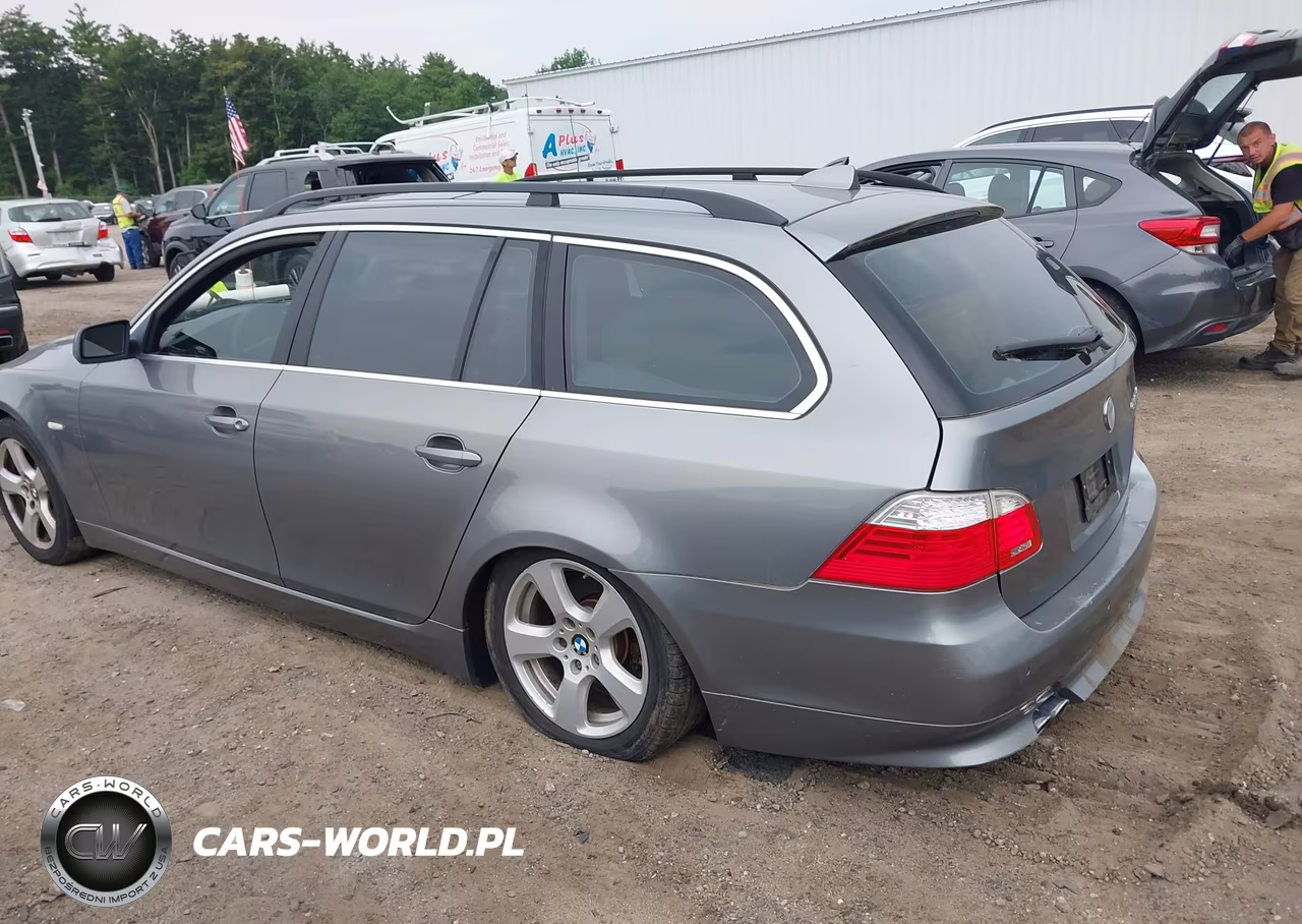 2008 BMW 535Xi VIN:WBAPT73528CX00390 - 13