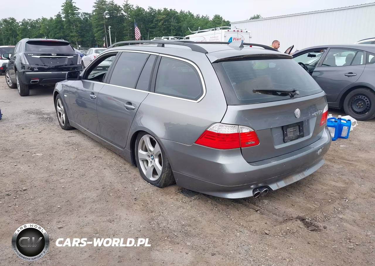 2008 BMW 535Xi VIN:WBAPT73528CX00390 - 3