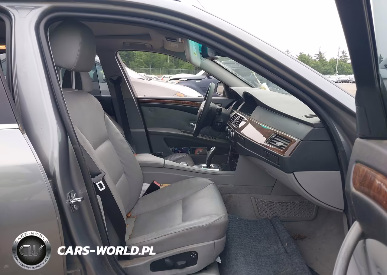 2008 BMW 535Xi VIN:WBAPT73528CX00390 - 5