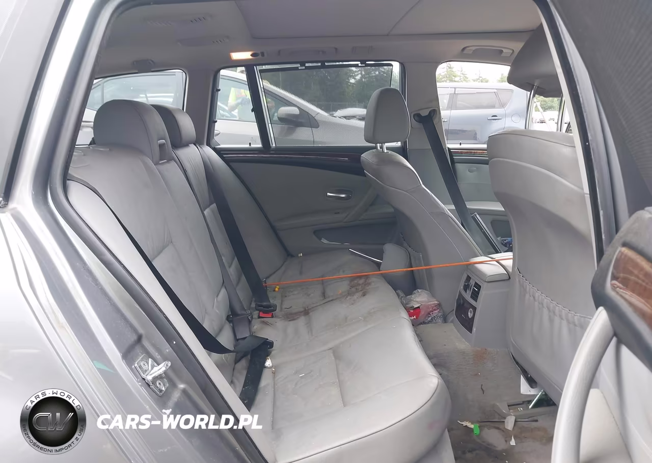 2008 BMW 535Xi VIN:WBAPT73528CX00390 - 8