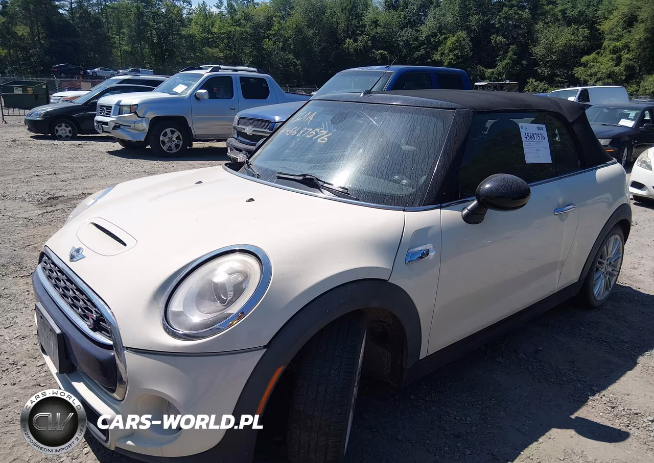 2016 Mini Convertible Cooper S VIN:WMWWG9C52G3A92139 - 2