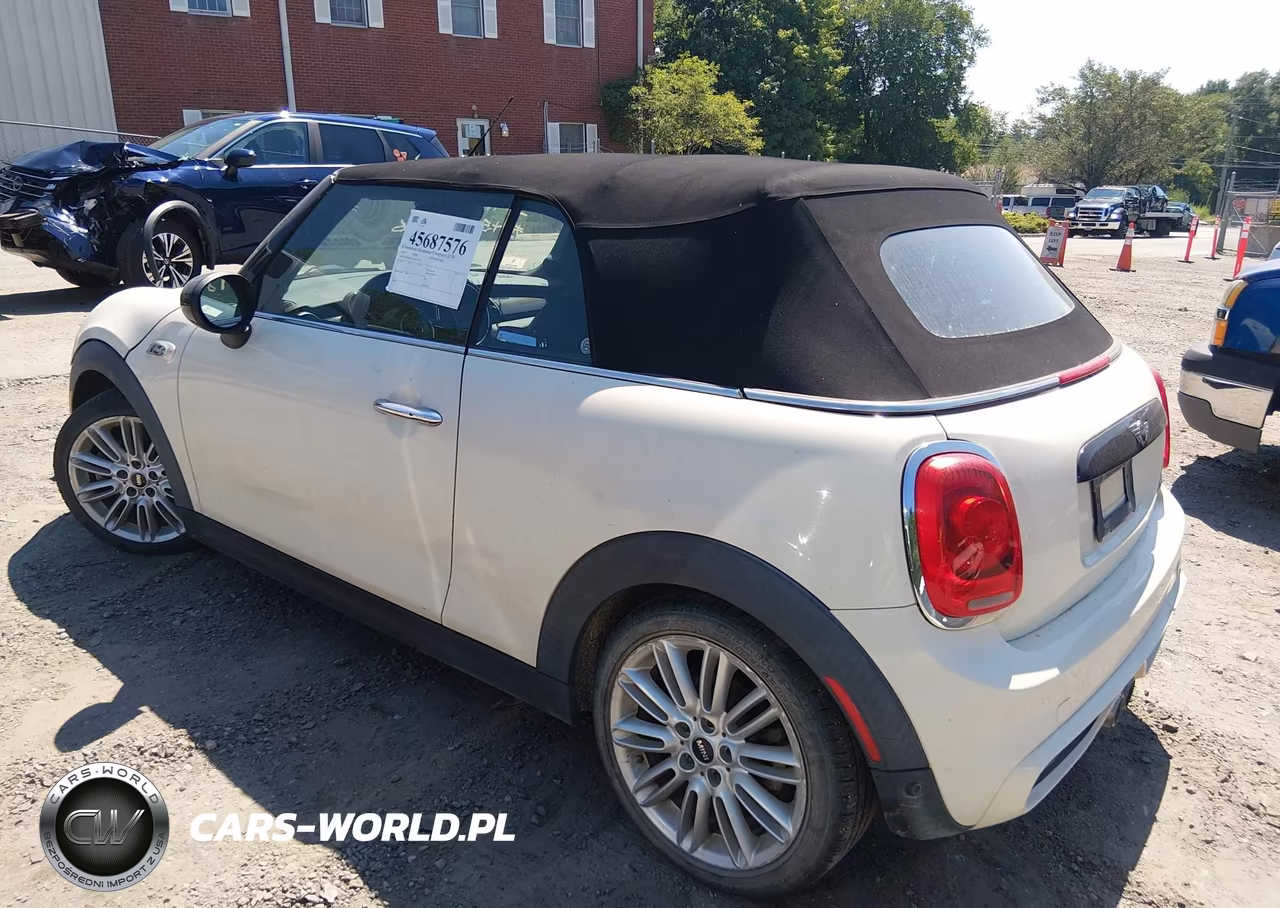 2016 Mini Convertible Cooper S VIN:WMWWG9C52G3A92139 - 3