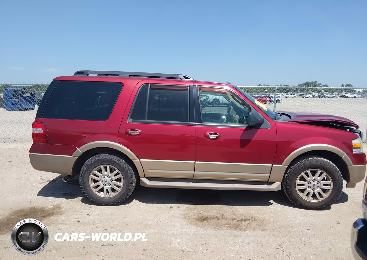 2013 Ford Expedition Xlt VIN:1FMJU1H50DEF69725 - 13