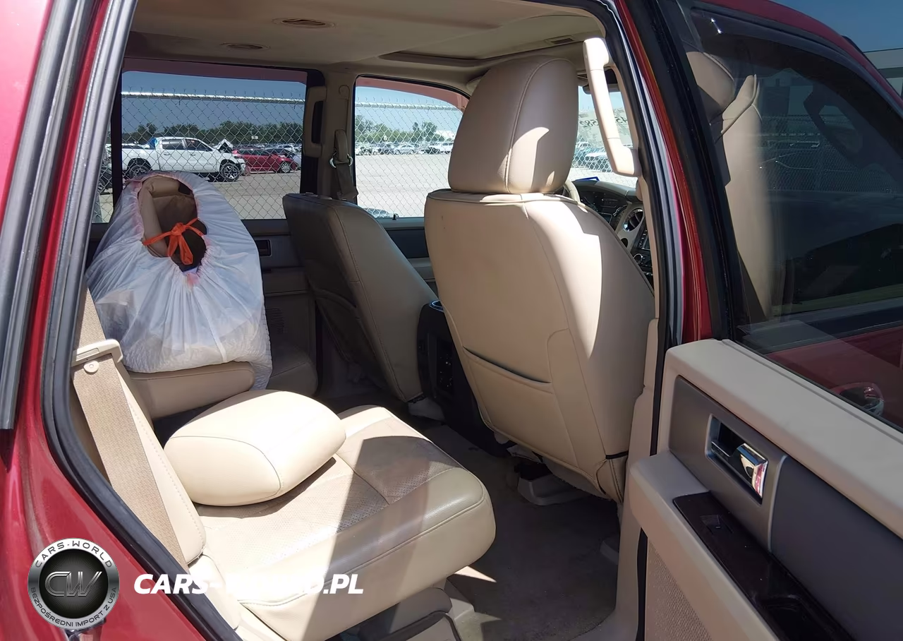 2013 Ford Expedition Xlt VIN:1FMJU1H50DEF69725 - 8