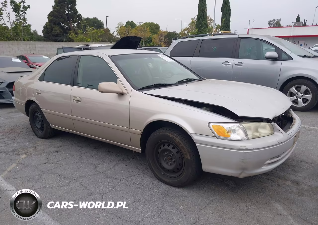 2000 Toyota Camry Ce – zdjęcie 1 z 16