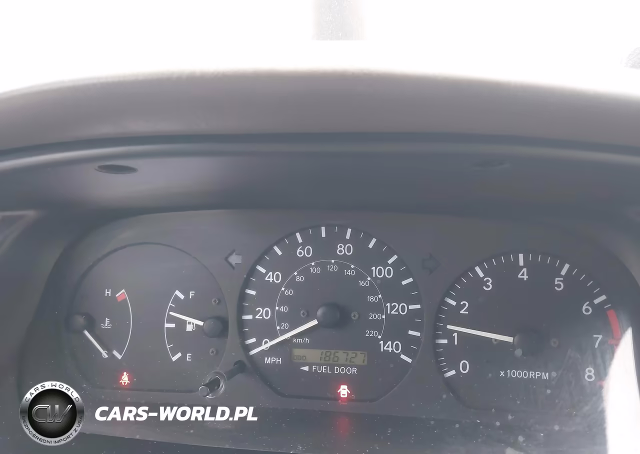 2000 Toyota Camry Ce VIN:4T1BG22K8YU993343 - 7