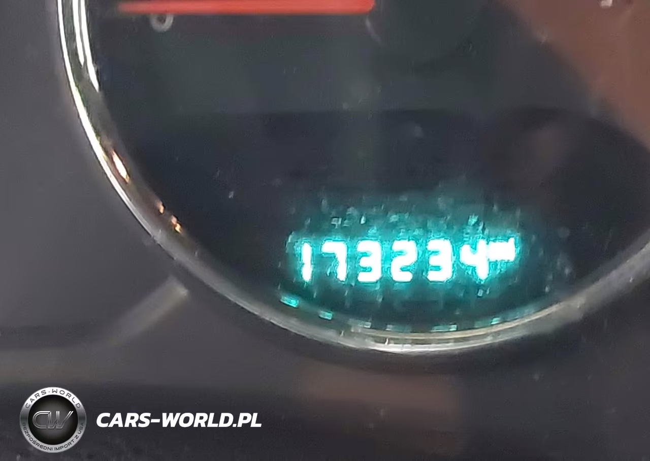 2016 Jeep Wrangler Unlimited Sport VIN:1C4BJWDG2GL343238 - 15