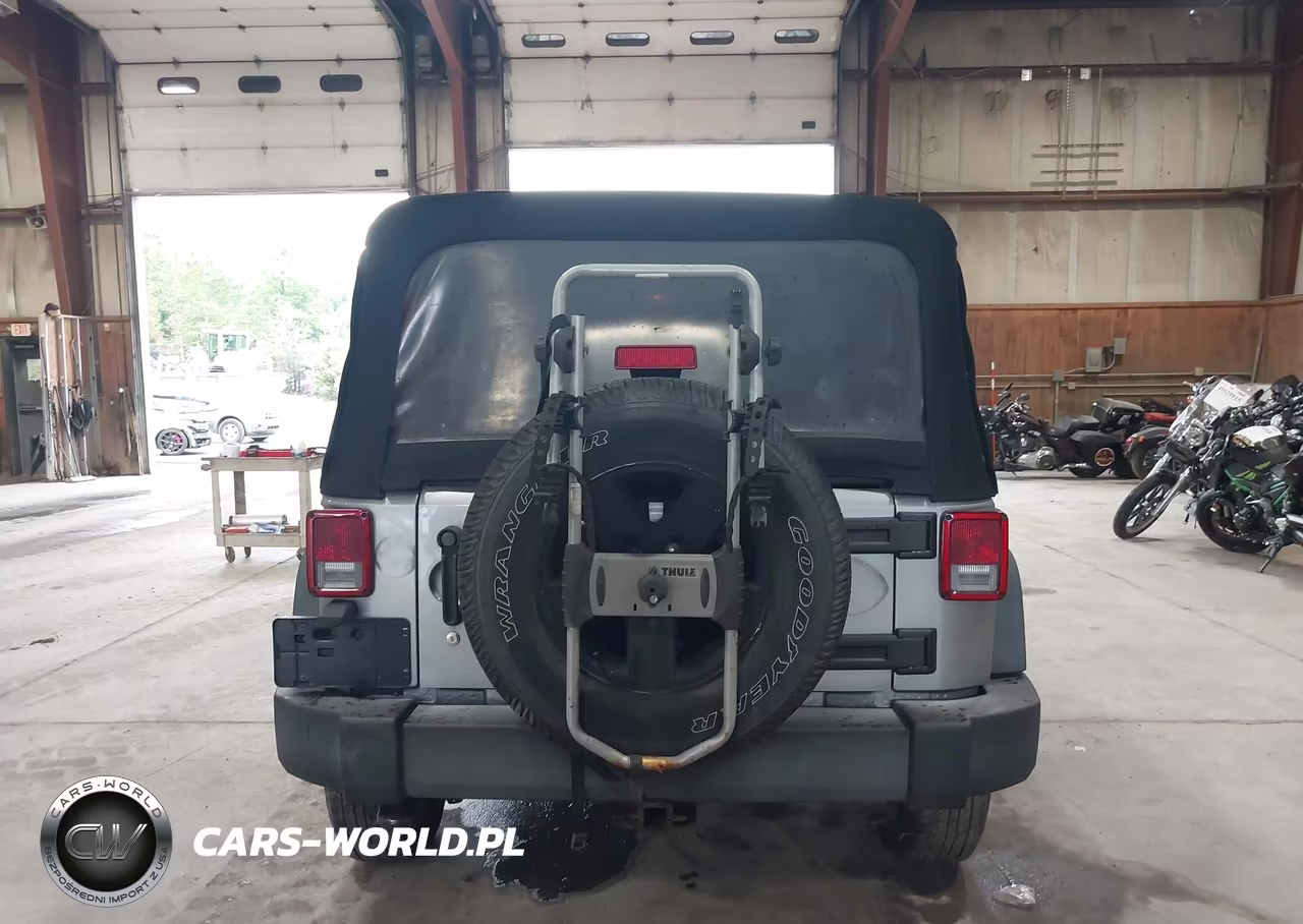 2016 Jeep Wrangler Unlimited Sport VIN:1C4BJWDG2GL343238 - 16