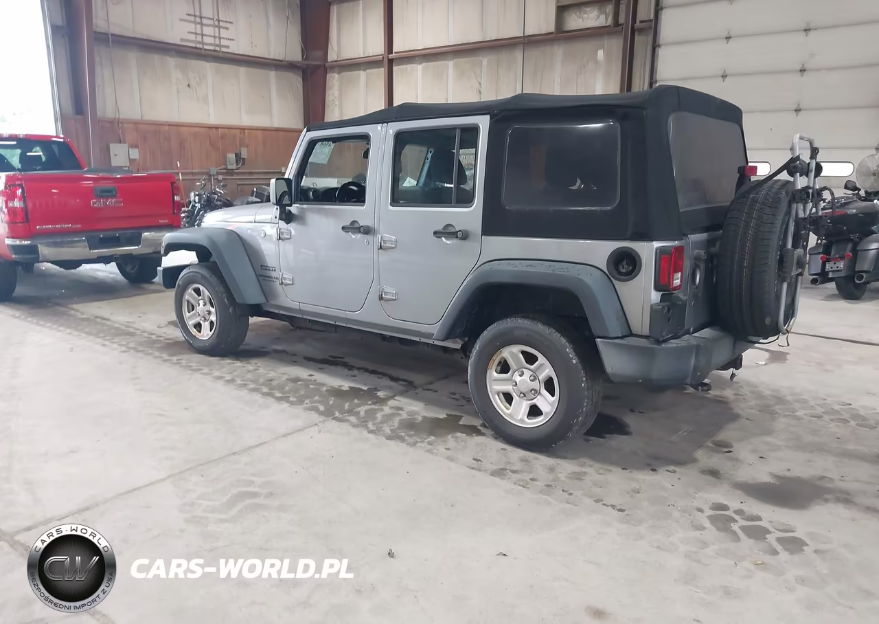 2016 Jeep Wrangler Unlimited Sport VIN:1C4BJWDG2GL343238 - 3