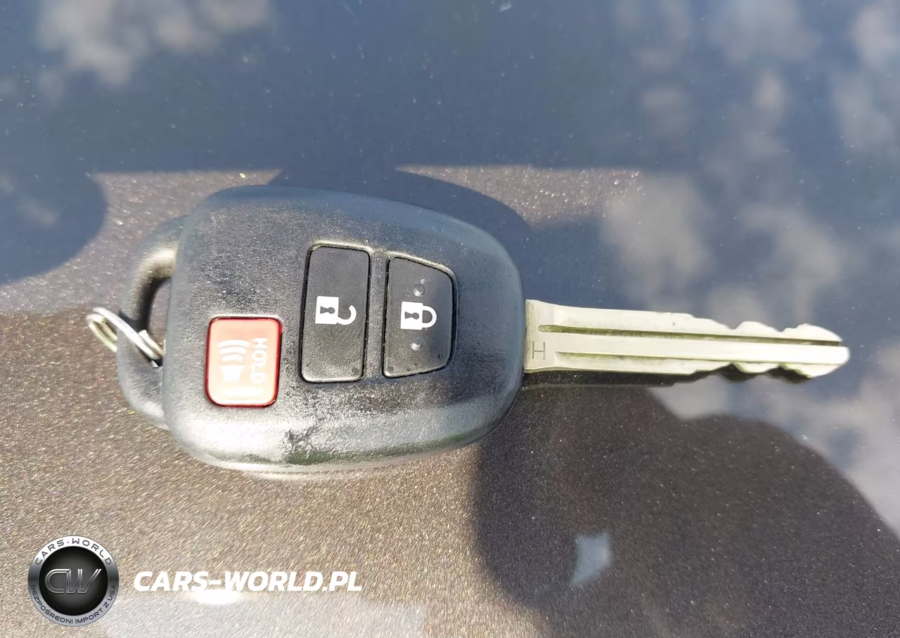 2016 Toyota Rav4 Le VIN:2T3ZFREV7GW247648 - 11
