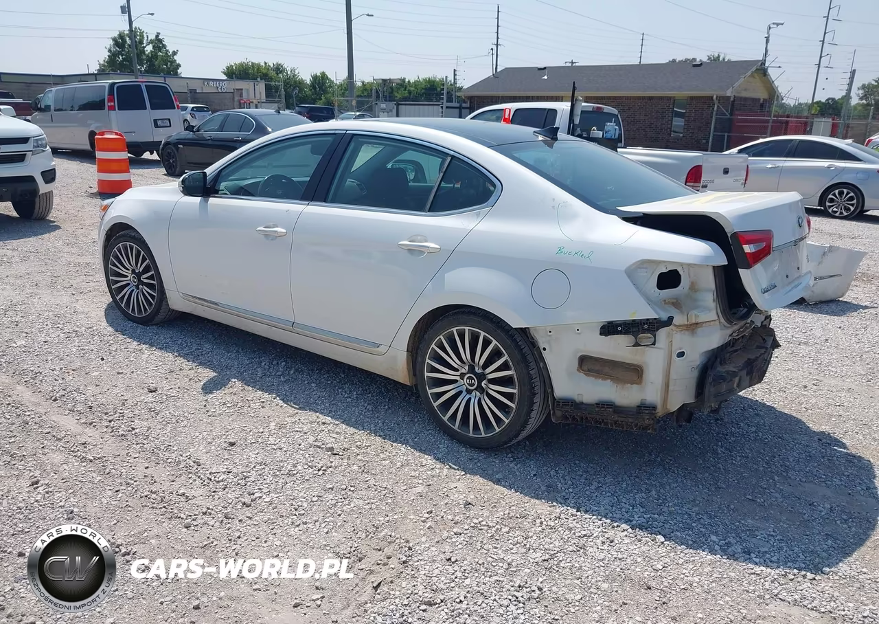 2015 Kia Cadenza Premium VIN:KNALN4D77F5191762 - 3