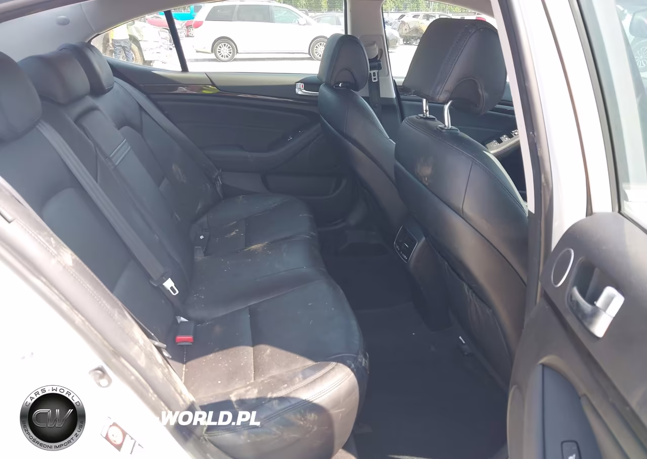2015 Kia Cadenza Premium VIN:KNALN4D77F5191762 - 8