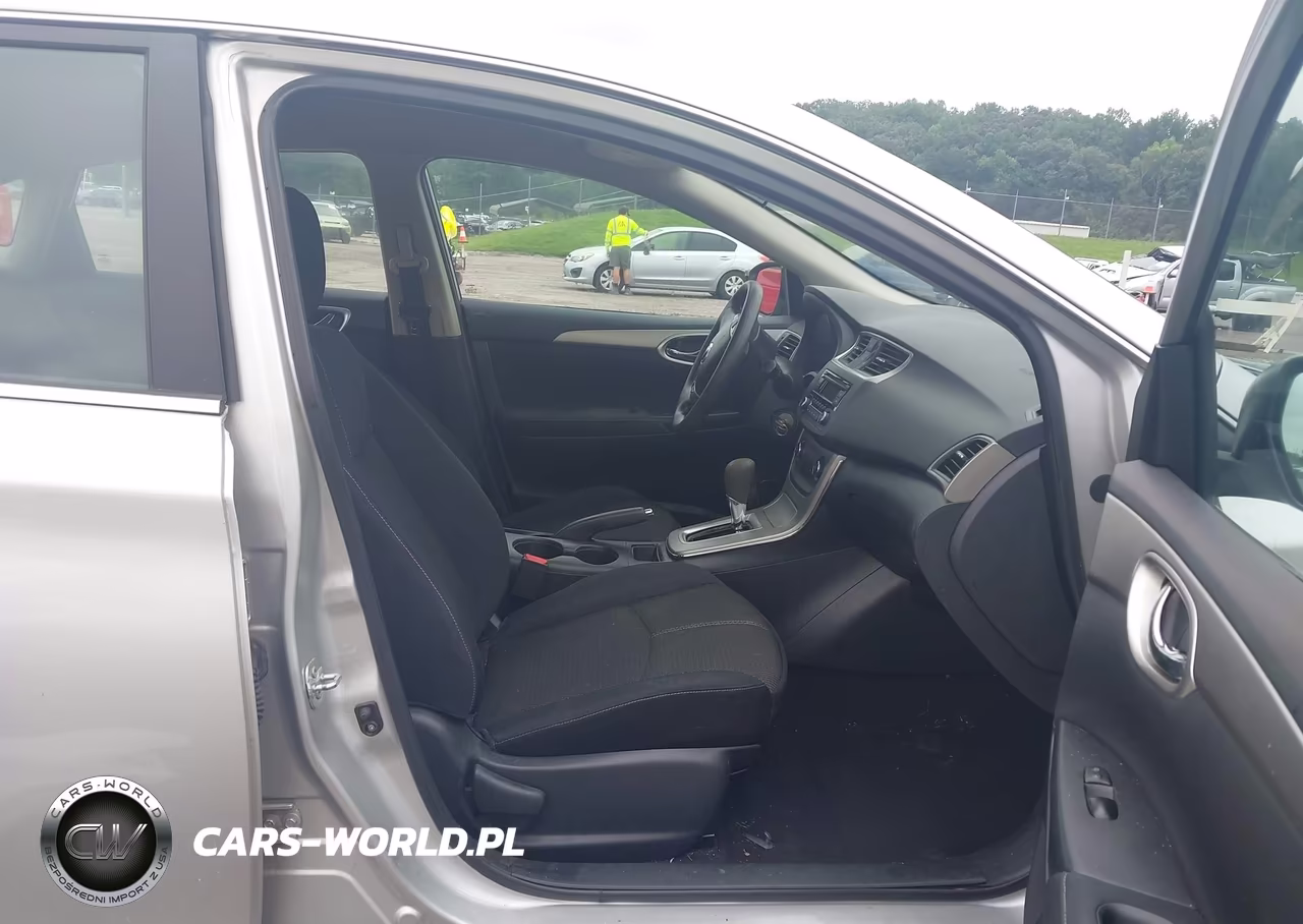 2015 Nissan Sentra S VIN:3N1AB7AP5FY232680 - 5