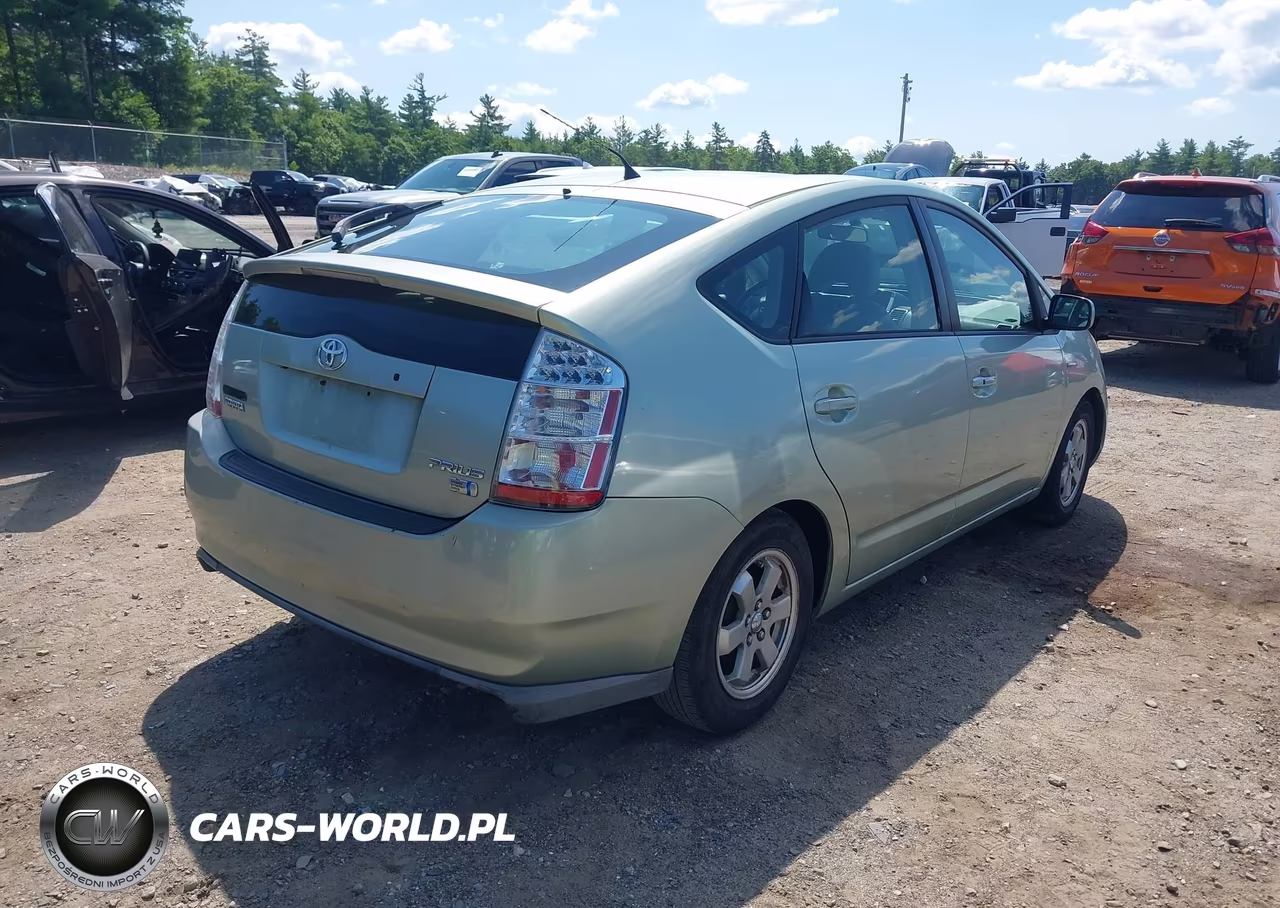 2008 Toyota Prius VIN:JTDKB20UX87802138 - 4