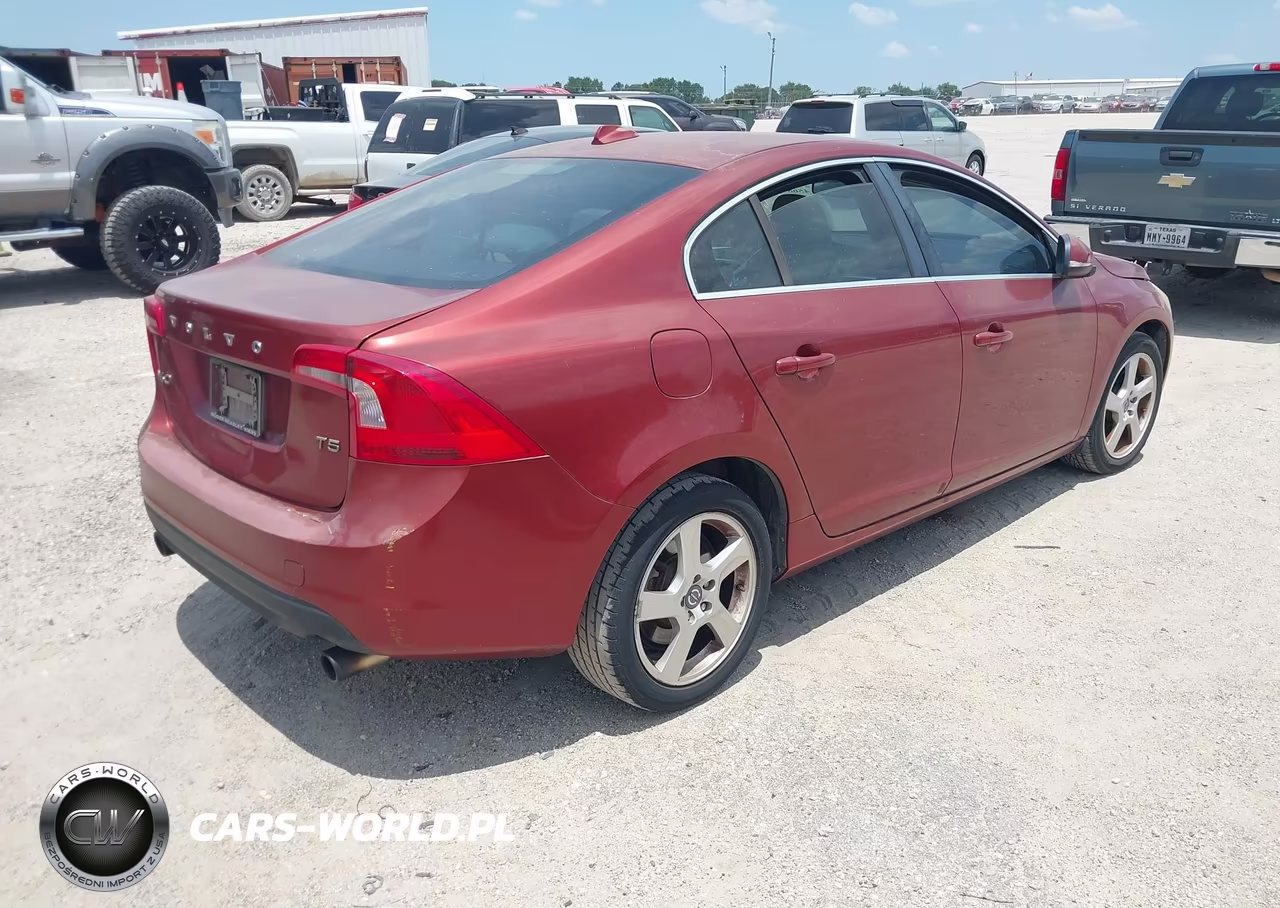 2013 Volvo S60 T5 VIN:YV1612FS0D2234171 - 4