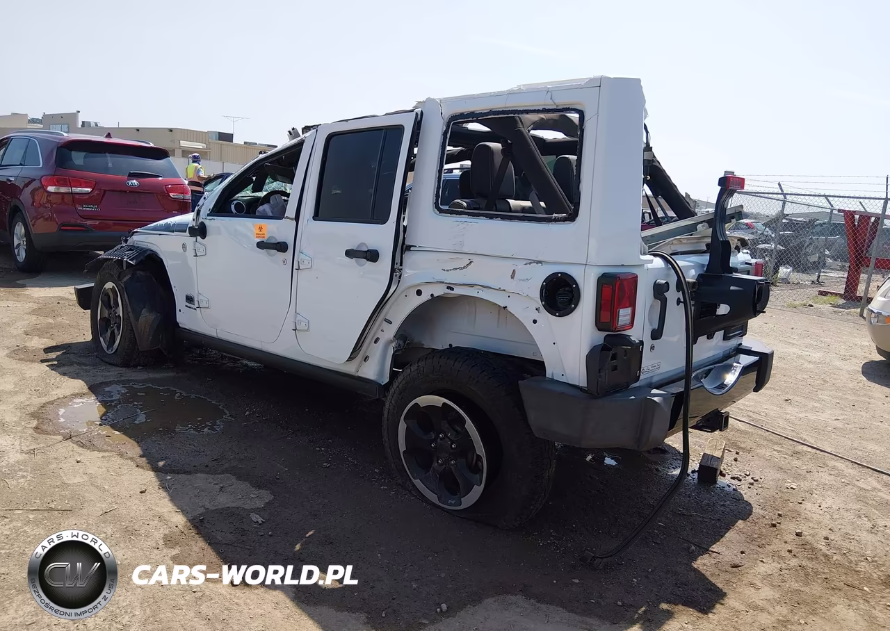 2014 Jeep Wrangler Unlimited Polar Edition VIN:1C4BJWEG2EL219532 - 3