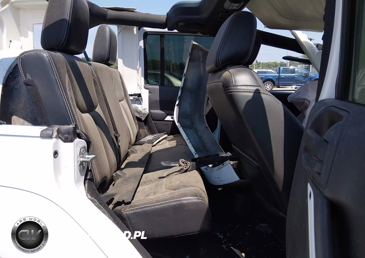 2014 Jeep Wrangler Unlimited Polar Edition VIN:1C4BJWEG2EL219532 - 8
