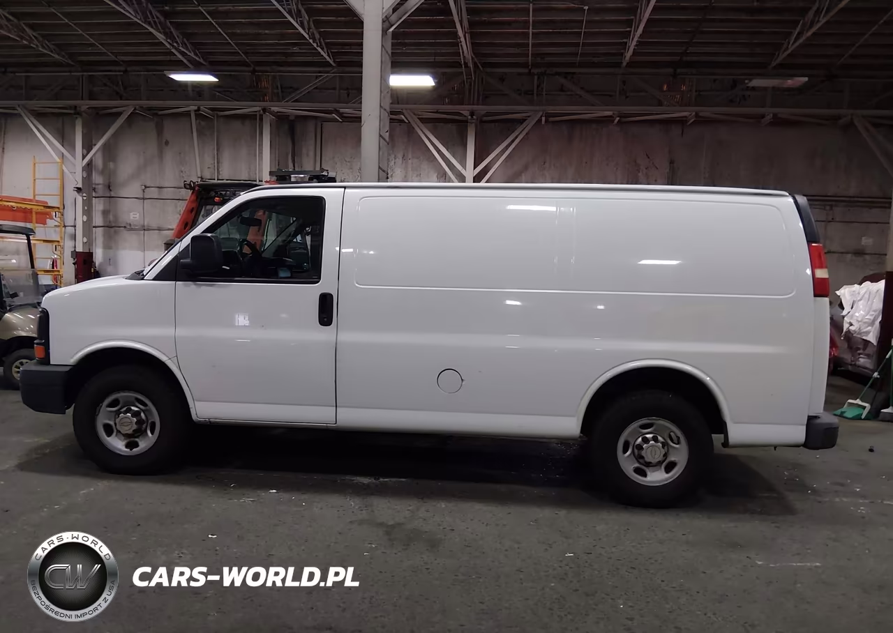 2014 Chevrolet Express 2500 Work Van VIN:1GCWGFCA1E1151590 - 17