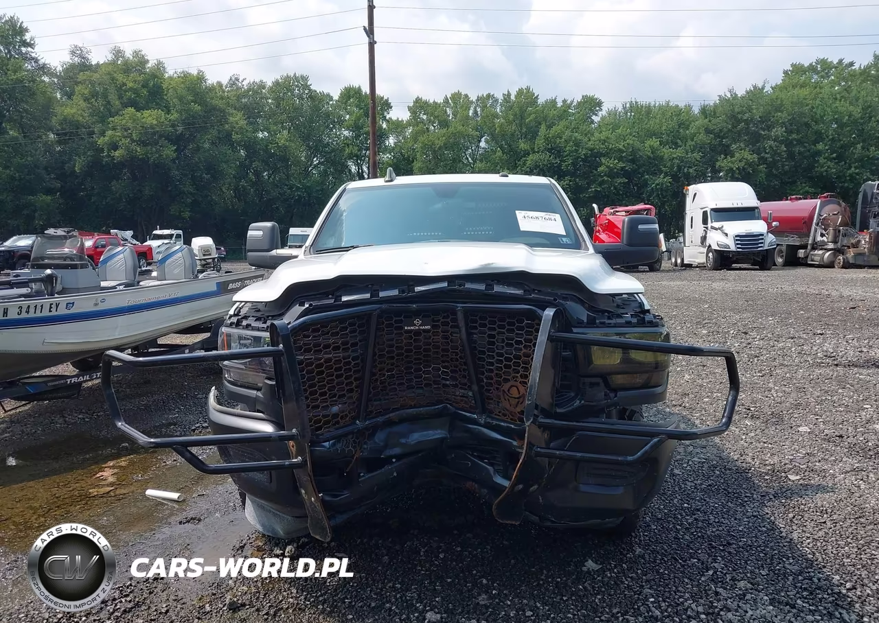 2024 Ram 2500 Tradesman 4X4 8' Box VIN:3C6UR5HL9RG175852 - 13