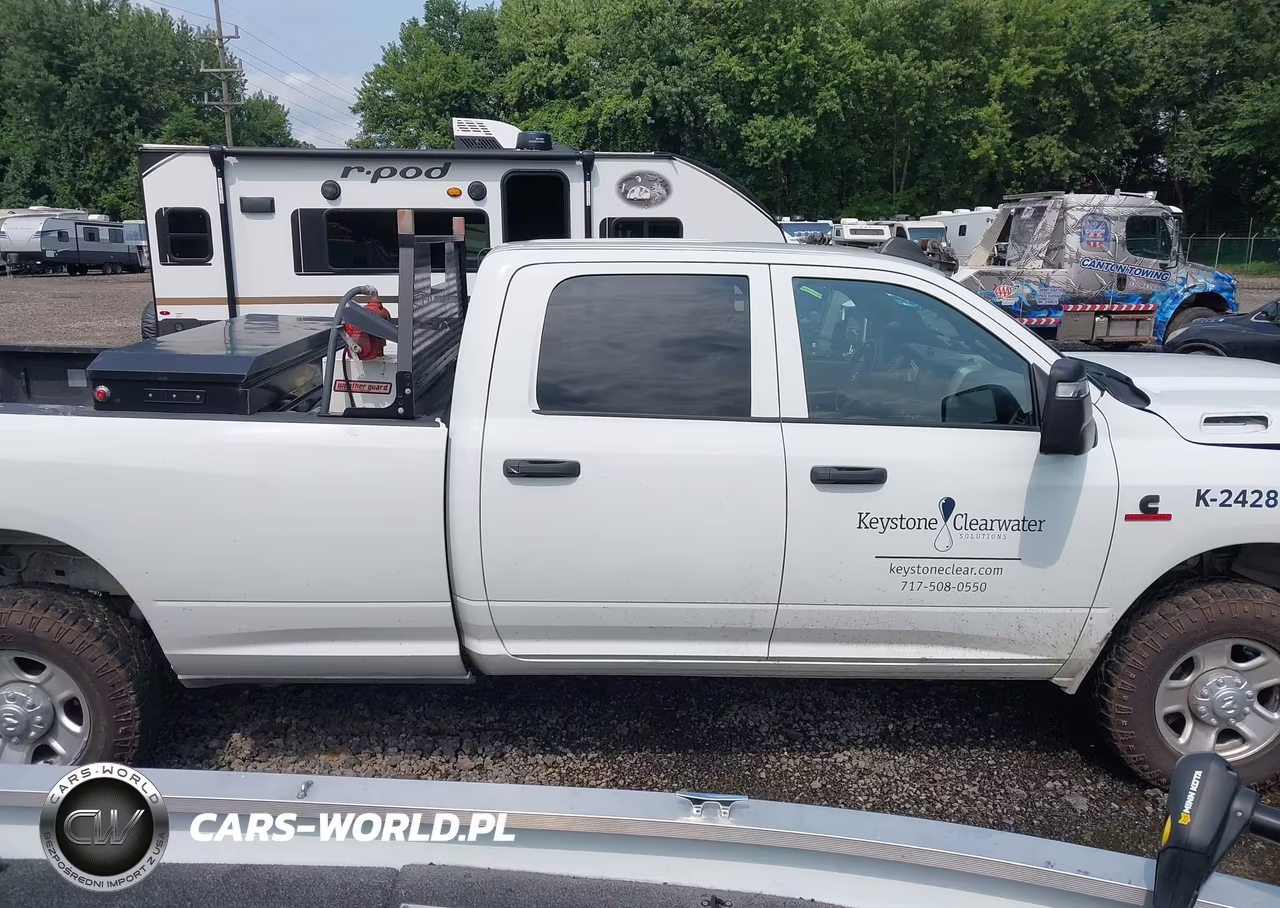 2024 Ram 2500 Tradesman 4X4 8' Box VIN:3C6UR5HL9RG175852 - 14