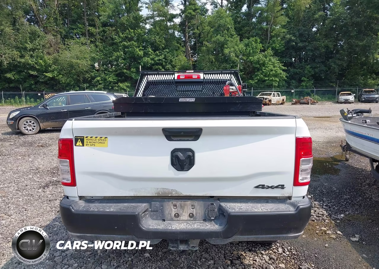 2024 Ram 2500 Tradesman 4X4 8' Box VIN:3C6UR5HL9RG175852 - 17