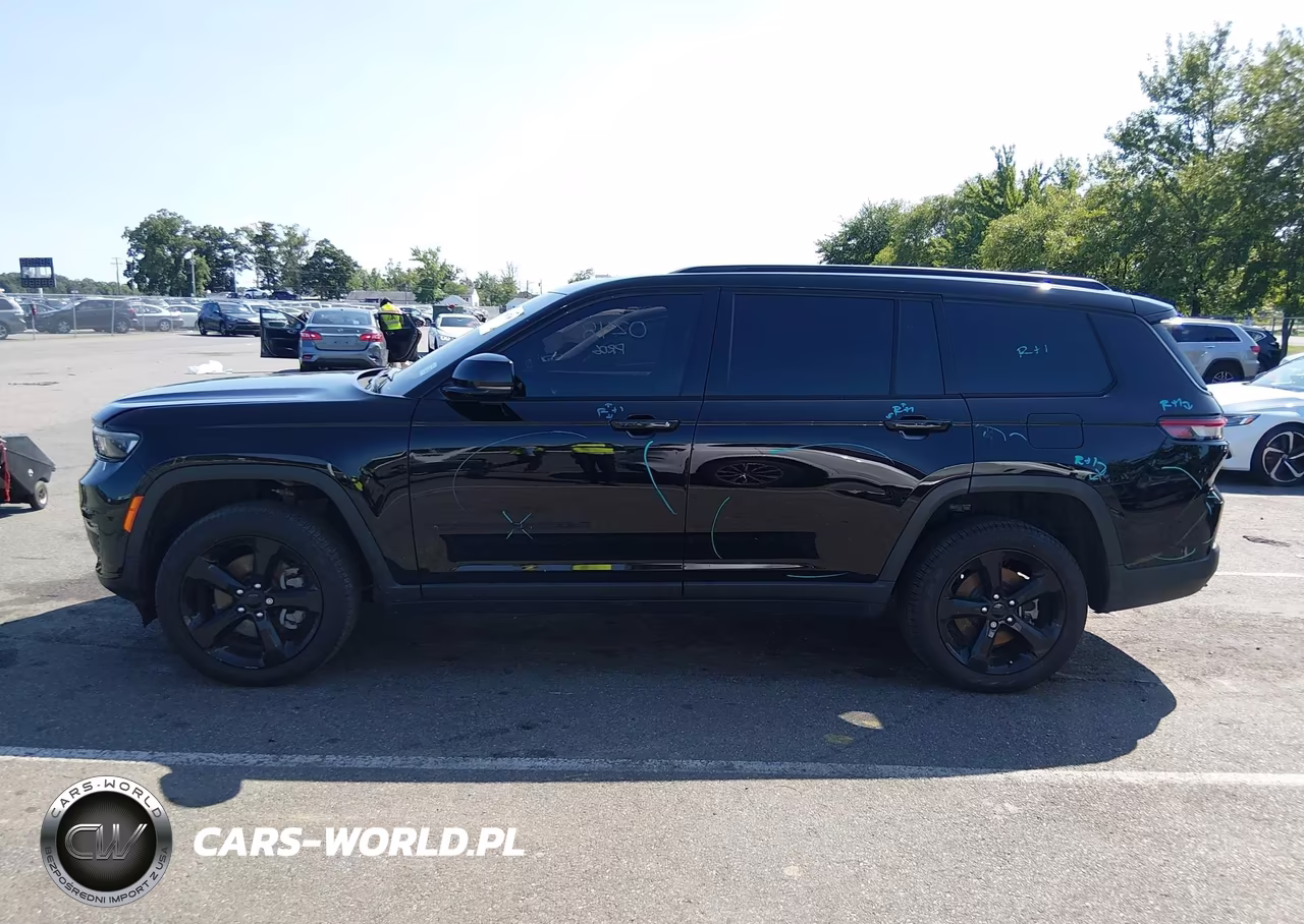 2024 Jeep Grand Cherokee L Limited 4X4 VIN:1C4RJKBG6R8589127 - 14