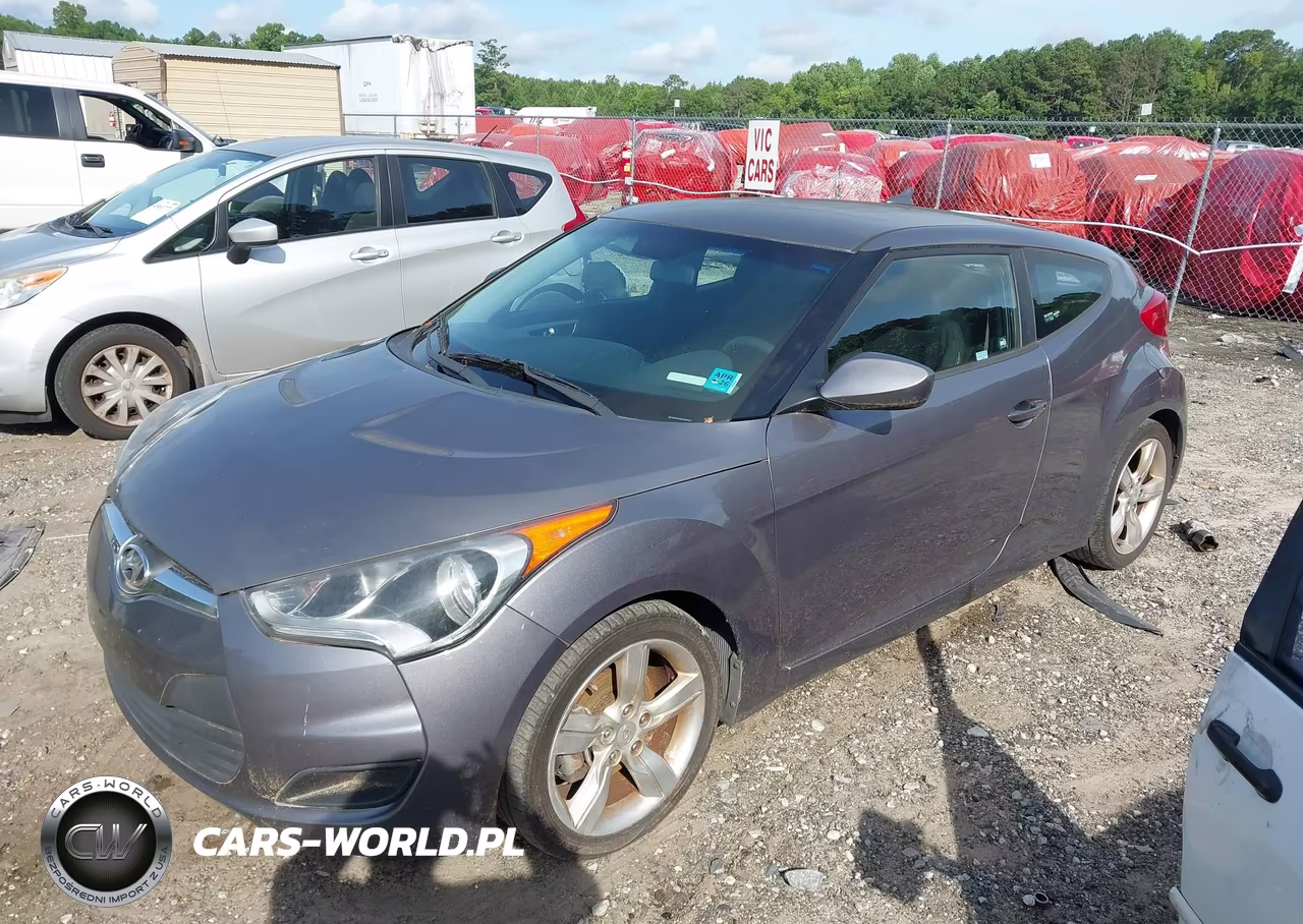 2015 Hyundai Veloster VIN:KMHTC6AD3FU236910 - 2