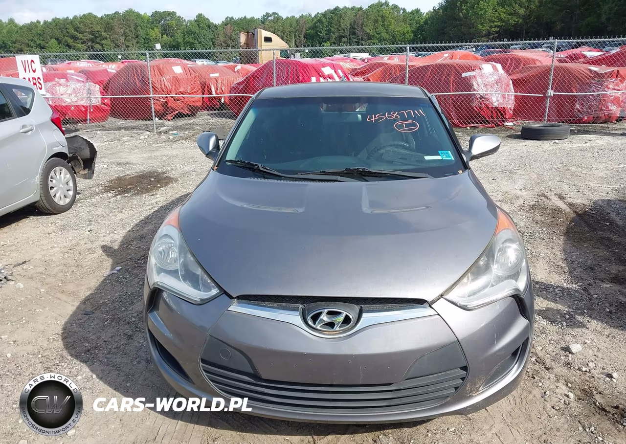 2015 Hyundai Veloster VIN:KMHTC6AD3FU236910 - 6