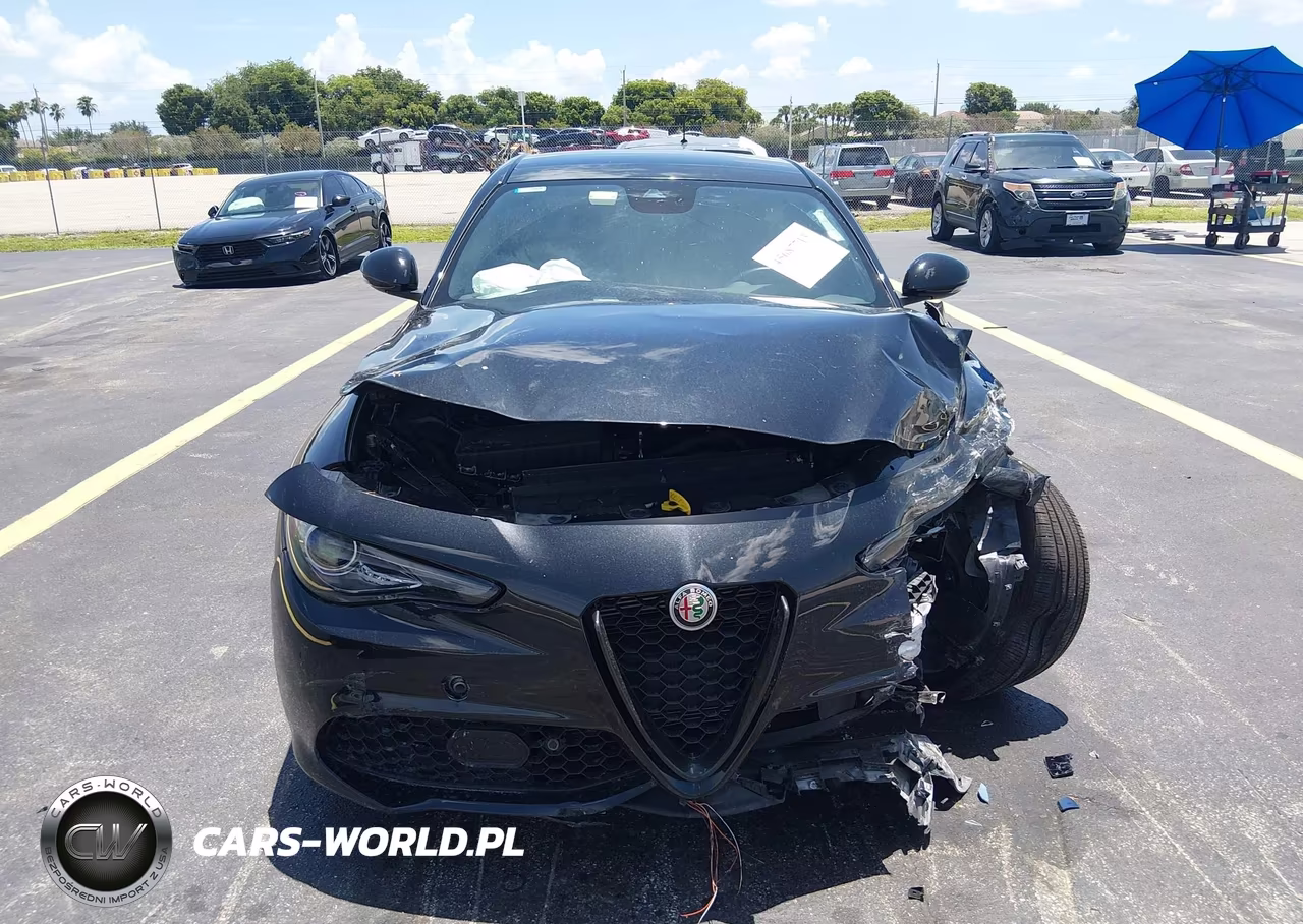 2023 Alfa Romeo Giulia Veloce Awd VIN:ZARFANBN8P7676264 - 12