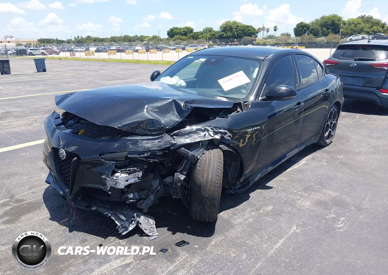 2023 Alfa Romeo Giulia Veloce Awd VIN:ZARFANBN8P7676264 - 6