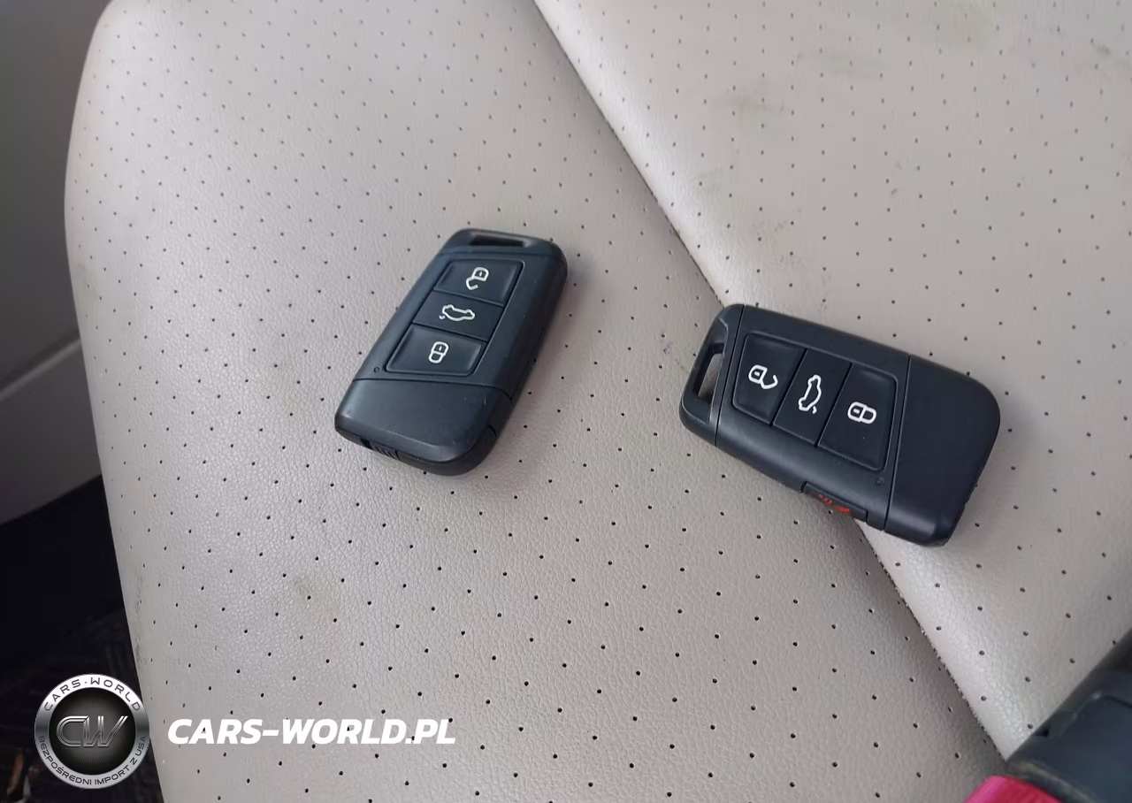 2018 Volkswagen Atlas 3.6L V6 Se VIN:1V2KR2CAXJC573954 - 11