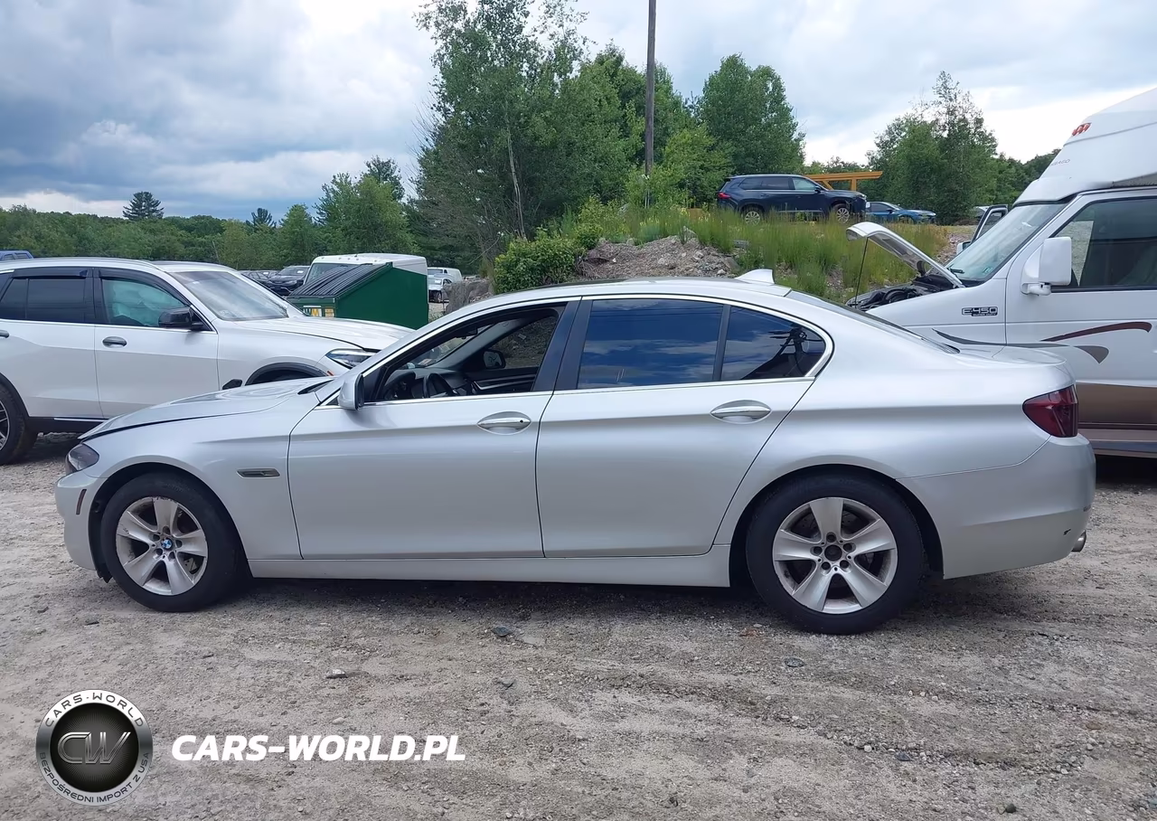 2013 BMW 528I xDrive VIN:WBAXH5C55DDW15621 - 14