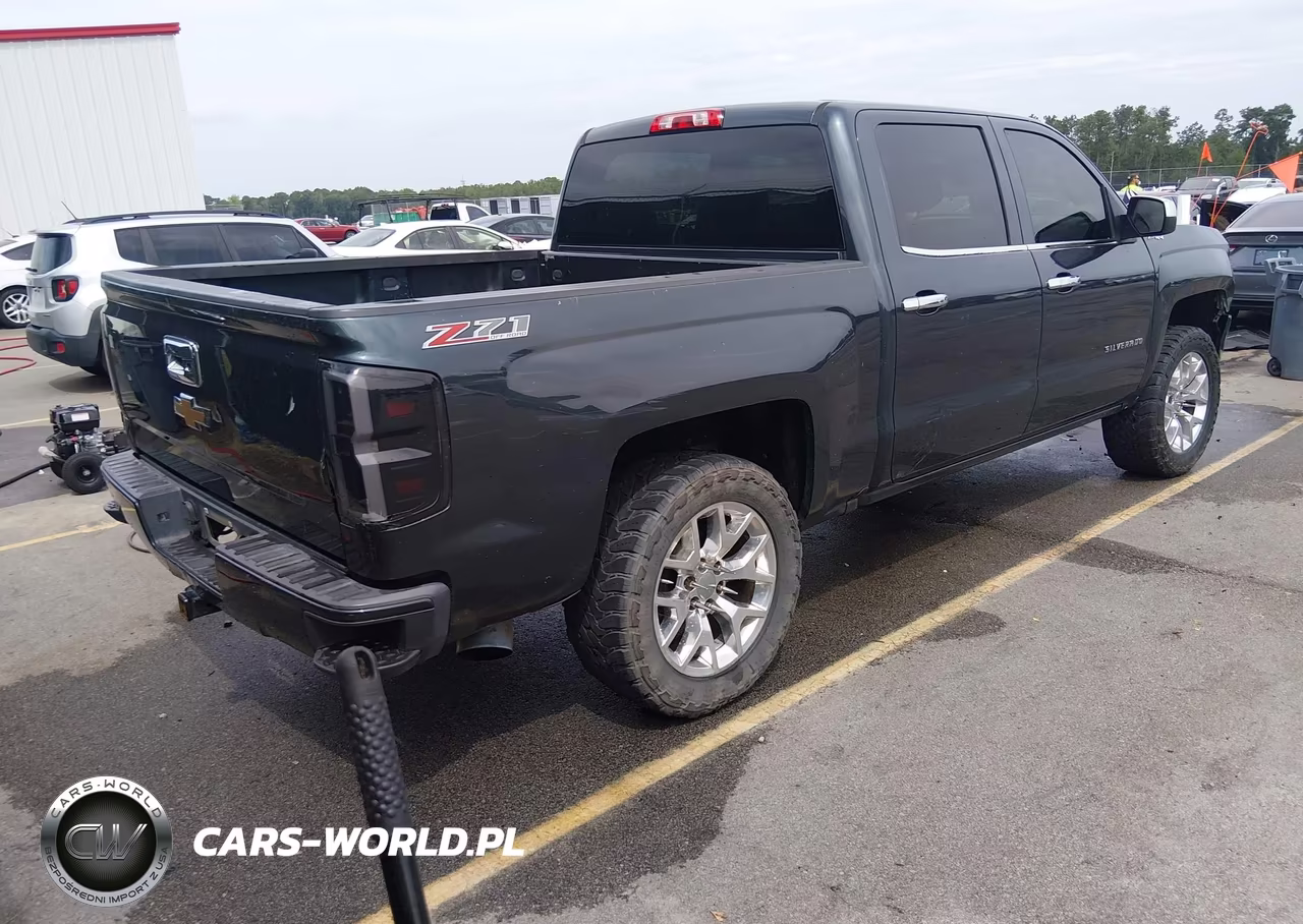 2017 Chevrolet Silverado 1500 Lt VIN:3GCUKREC5HG263823 - 4