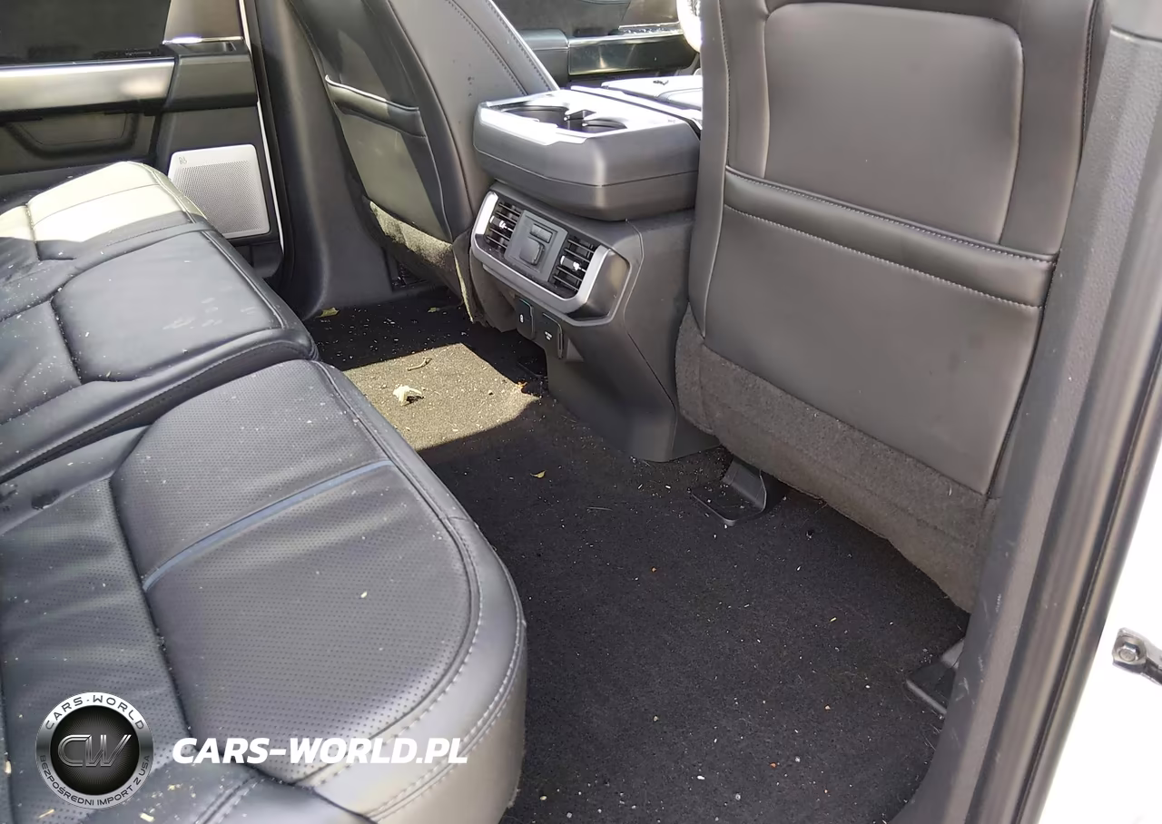 2025 Ford F-150 Platinum VIN:1FTFW7LD7SFA93647 - 8