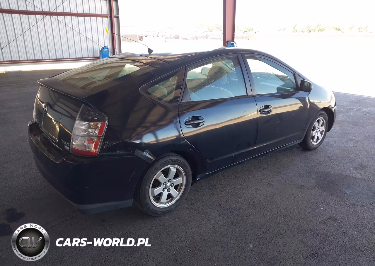 2004 Toyota Prius VIN:JTDKB22U440016979 - 4