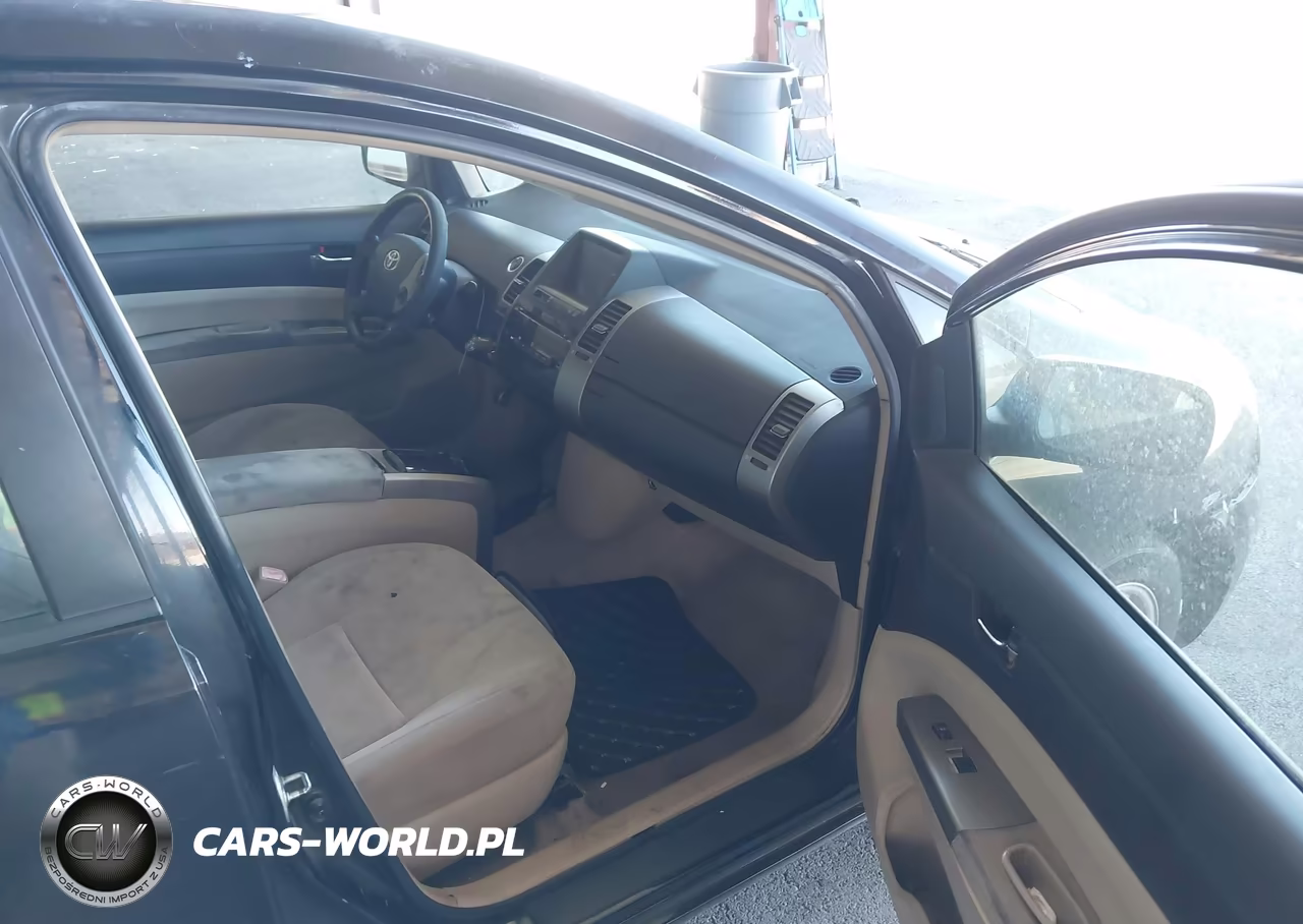 2004 Toyota Prius VIN:JTDKB22U440016979 - 5