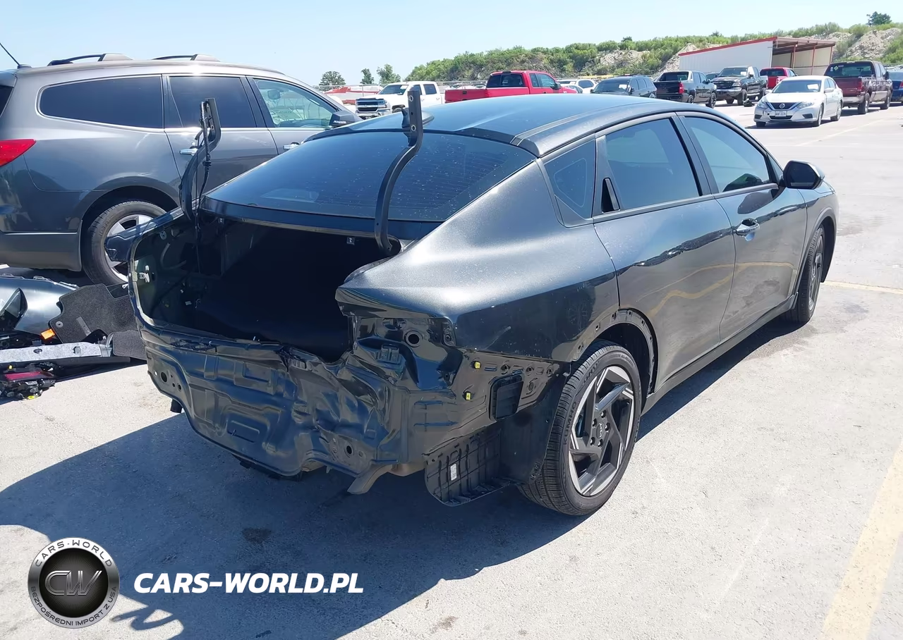 2026 Kia K4 Ex VIN:3KPFU4DE9TE294523 - 4