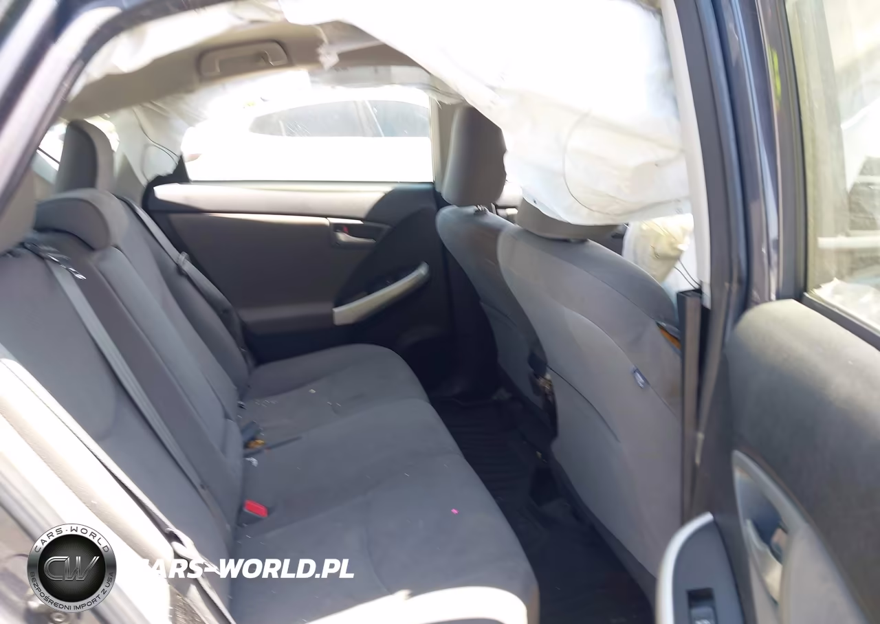 2014 Toyota Prius Two VIN:JTDKN3DU7E1770593 - 8