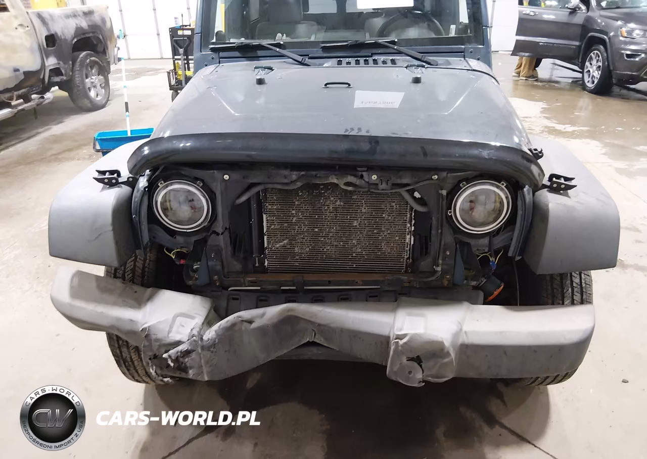 2008 Jeep Wrangler Unlimited X VIN:1J4GA39118L556329 - 12