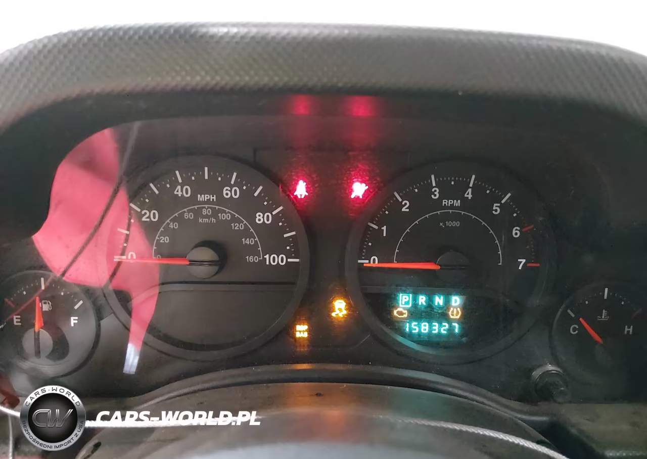 2008 Jeep Wrangler Unlimited X VIN:1J4GA39118L556329 - 7