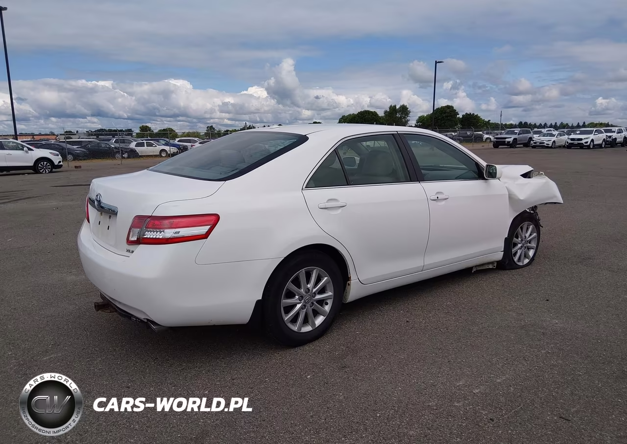 2010 Toyota Camry Xle V6 VIN:JTNBK3EK3A3046612 - 4