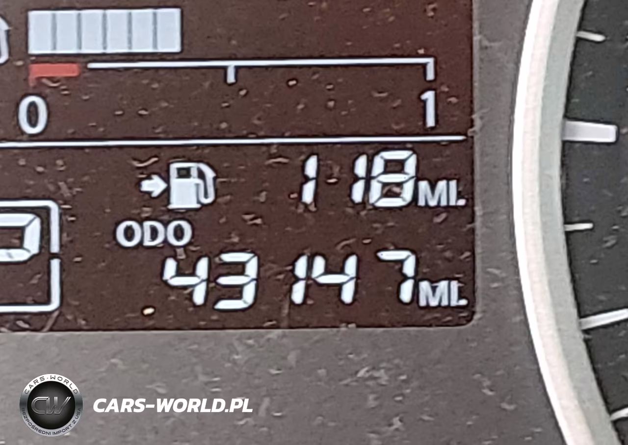 2024 Nissan Versa 1.6 S VIN:3N1CN8DVXRL839448 - 16