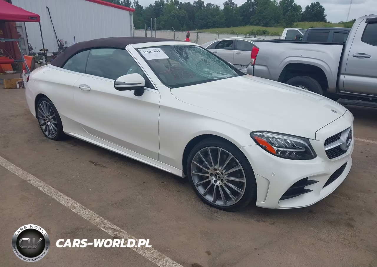 2019 Mercedes-Benz C 300