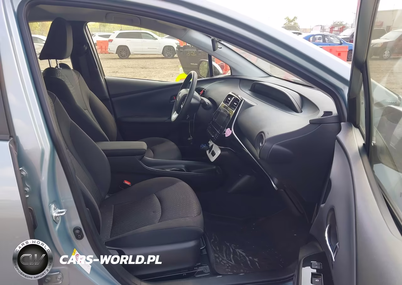 2017 Toyota Prius Two VIN:JTDKBRFU1H3576790 - 5