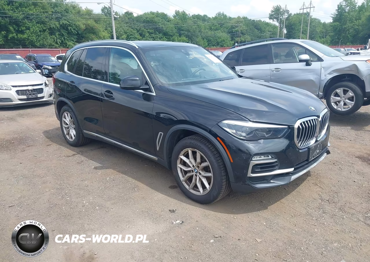 2021 BMW X5 xDrive40I – zdjęcie 1 z 17