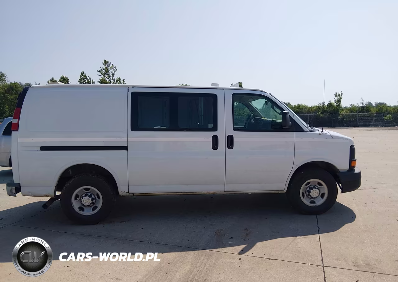 2016 Chevrolet Express 2500 Work Van VIN:1GCWGAFF0G1177076 - 11